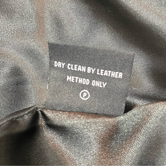 Vintage Pamela McCoy Black Leather Jacket - Picture 8 of 10